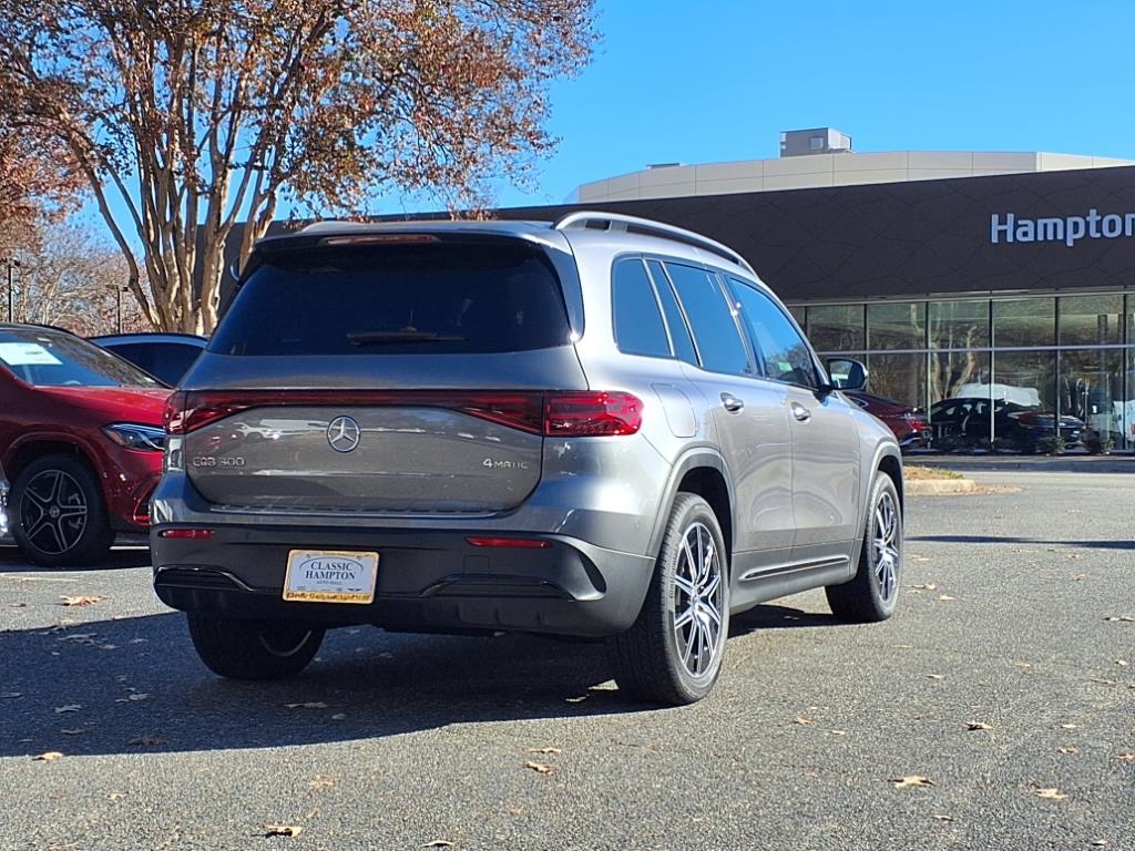 2024 Mercedes Benz EQB 300 4MATIC photo 4