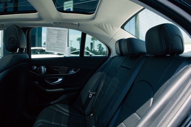 2015 Mercedes Benz C 300 4MATIC photo 14