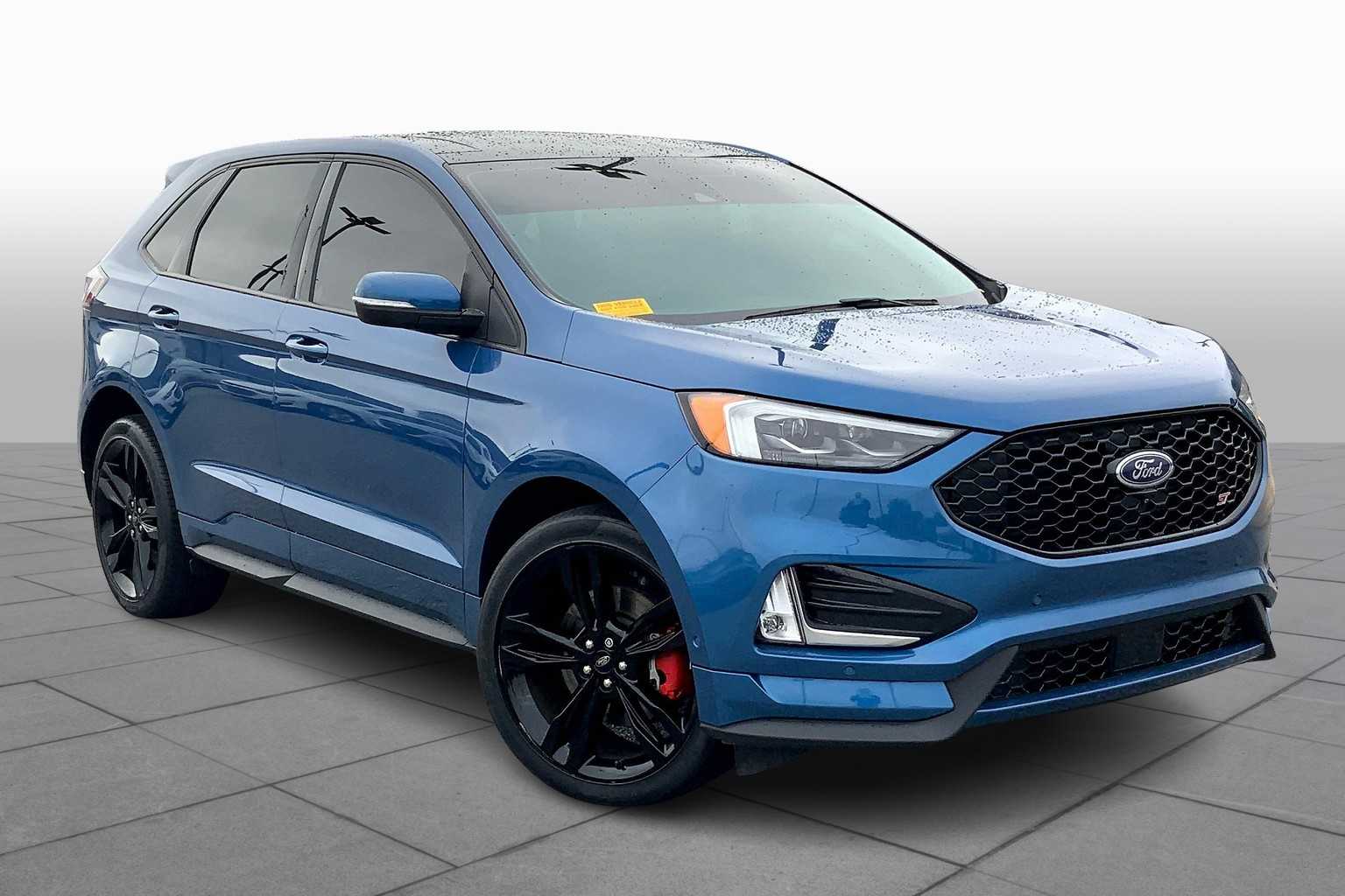 2020 Ford Edge ST photo 2
