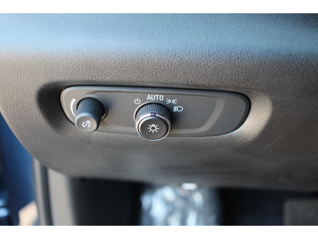 2023 Chevrolet Traverse Cloth photo 19