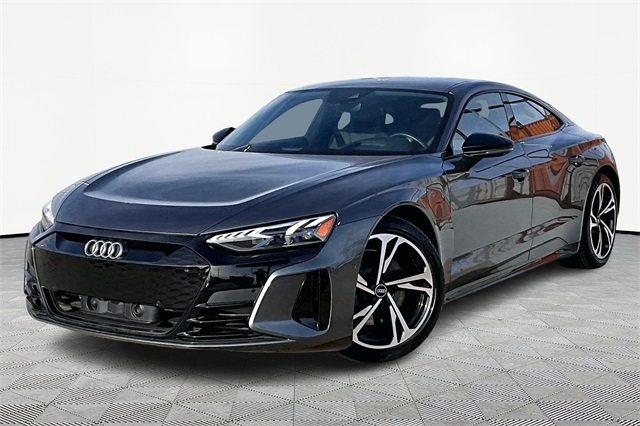 2022 Audi e-tron GT Prestige's photo