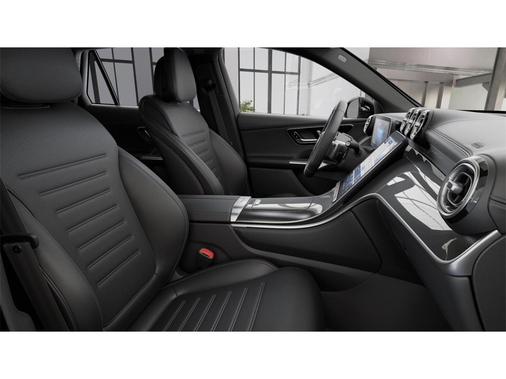 2025 Mercedes Benz GLC 300 4MATIC photo 4