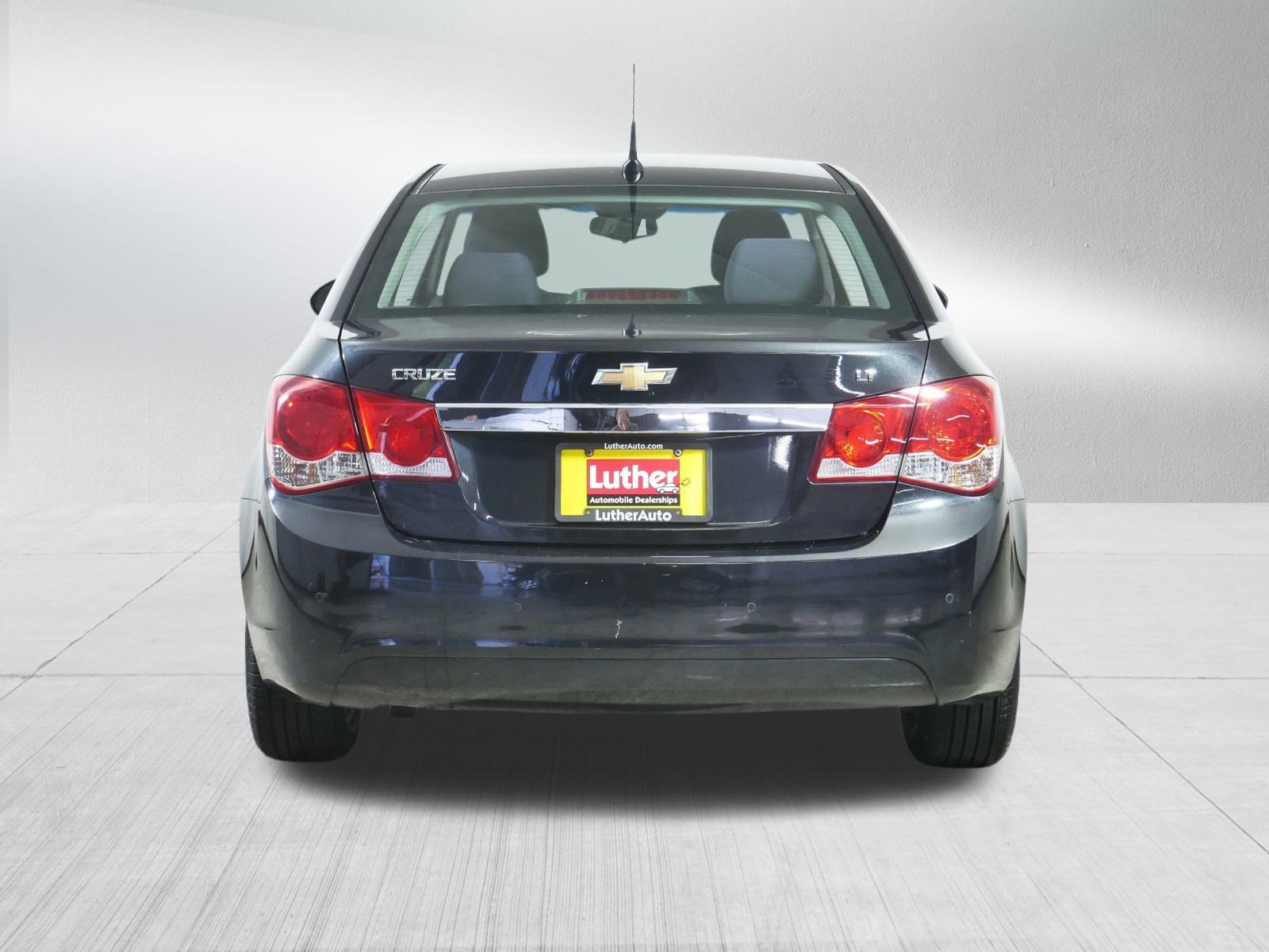 2012 Chevrolet Cruze photo 6