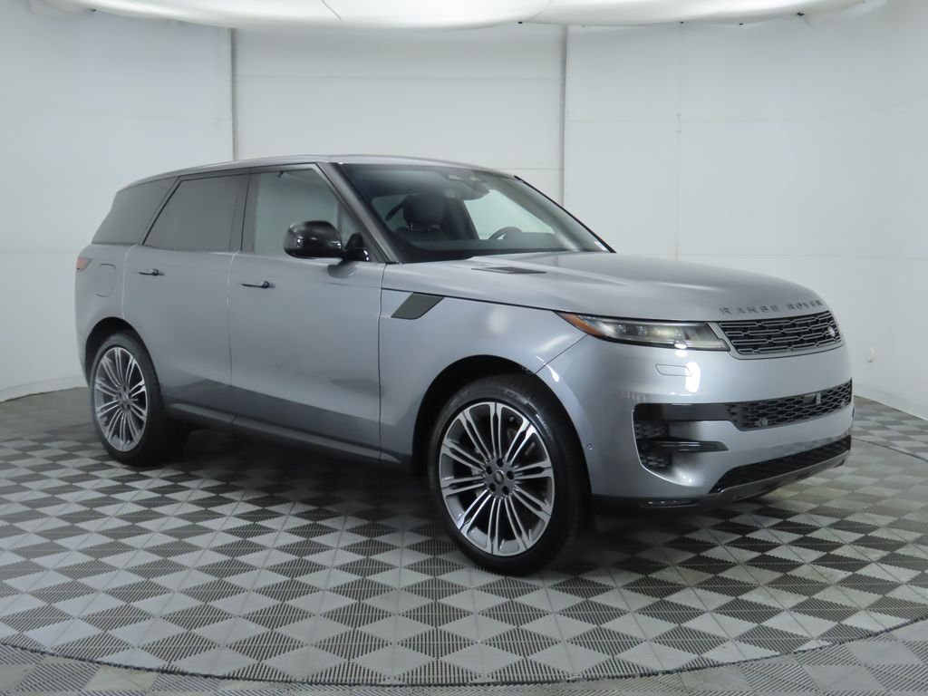 2025 Land Rover Range Rover Sport SE photo 3