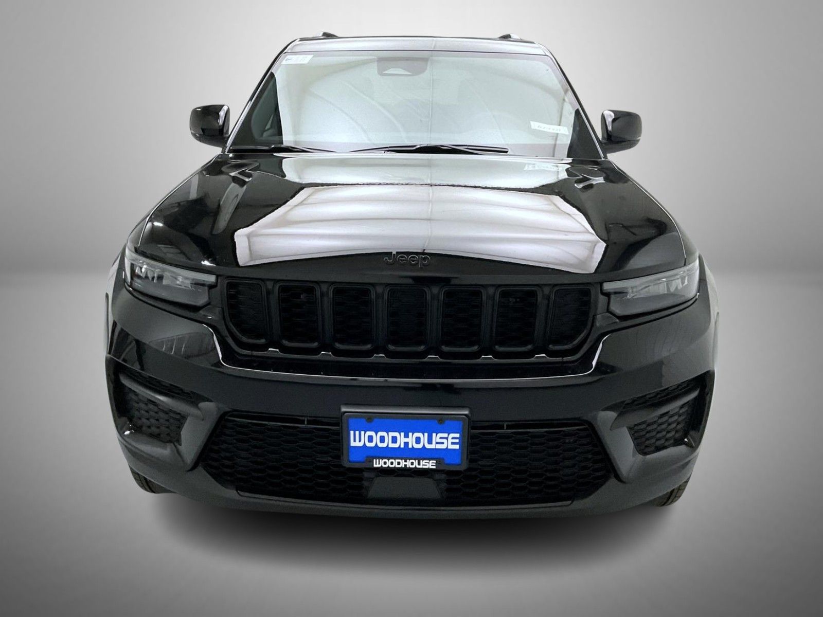 2025 Jeep Grand Cherokee Altitude X photo 2
