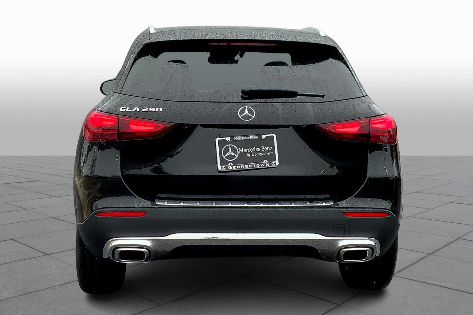 2025 Mercedes Benz GLA 250 photo 5