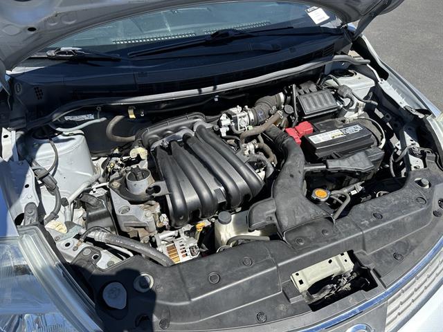2009 Nissan Versa 1.6 Base Sedan photo 20