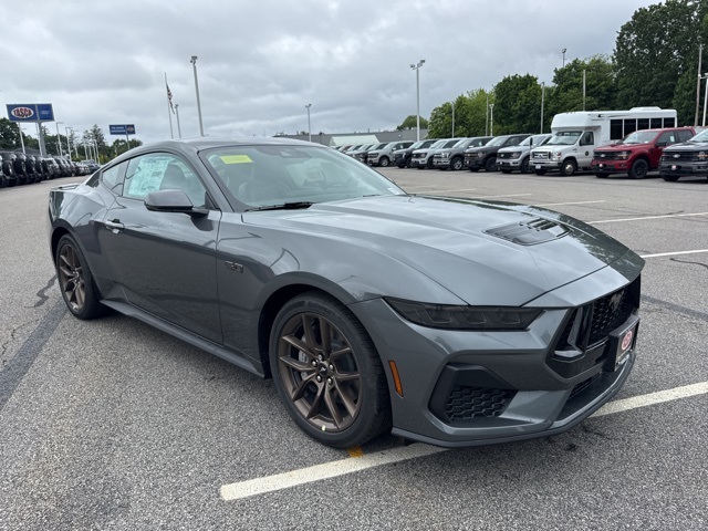 2025 Ford Mustang GT Premium's photo