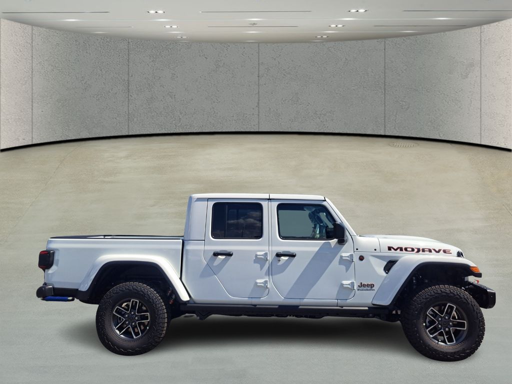 2025 Jeep Gladiator Mojave photo 4