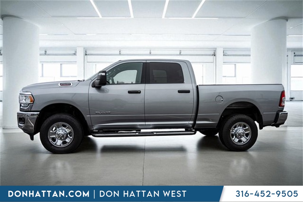 2024 Ram 2500 Big Horn photo 2