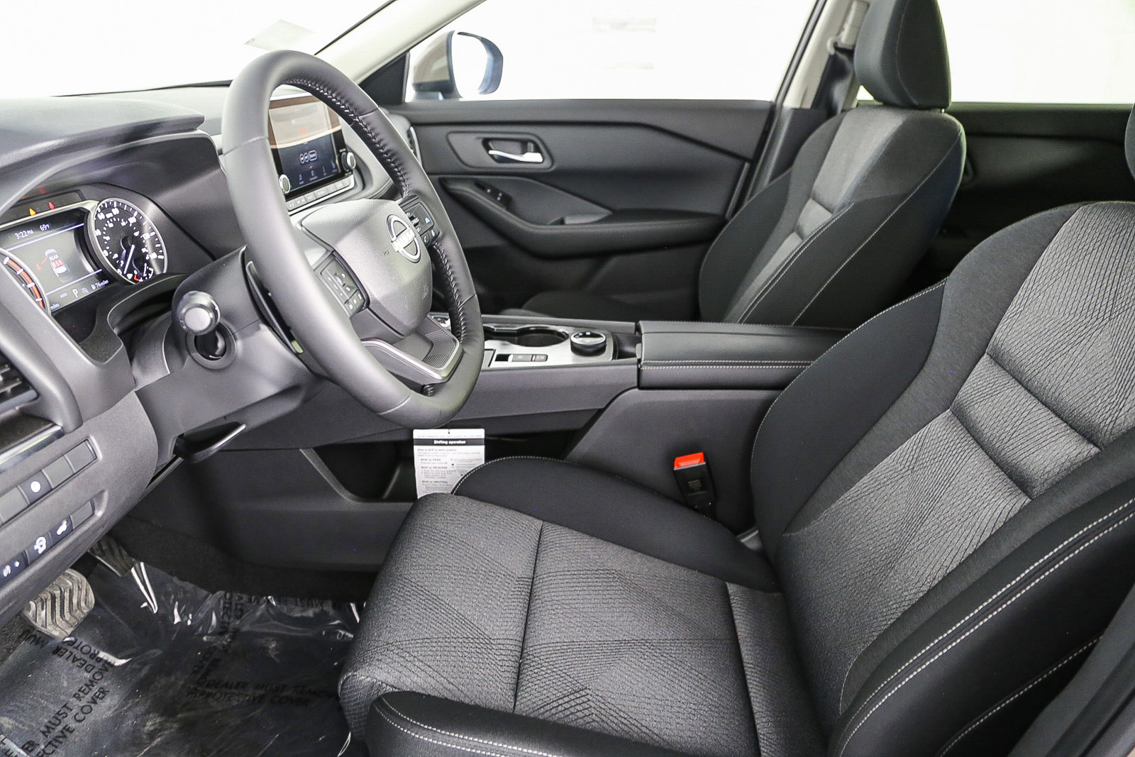 2025 Nissan Rogue SV photo 19
