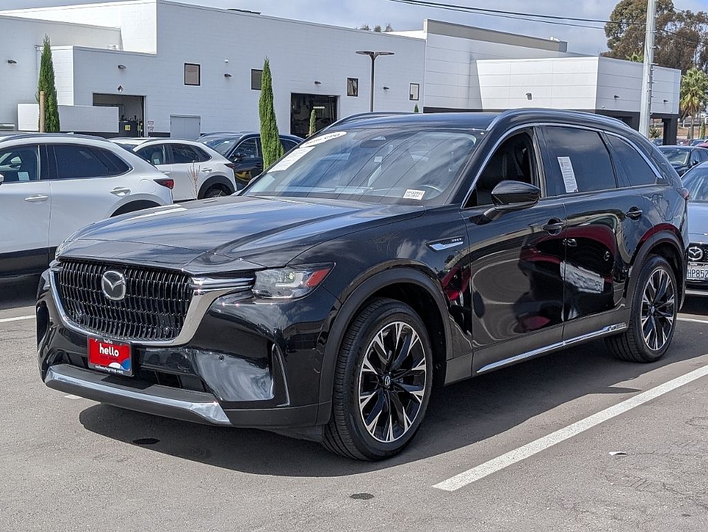 2024 Mazda CX-90 Premium photo 3