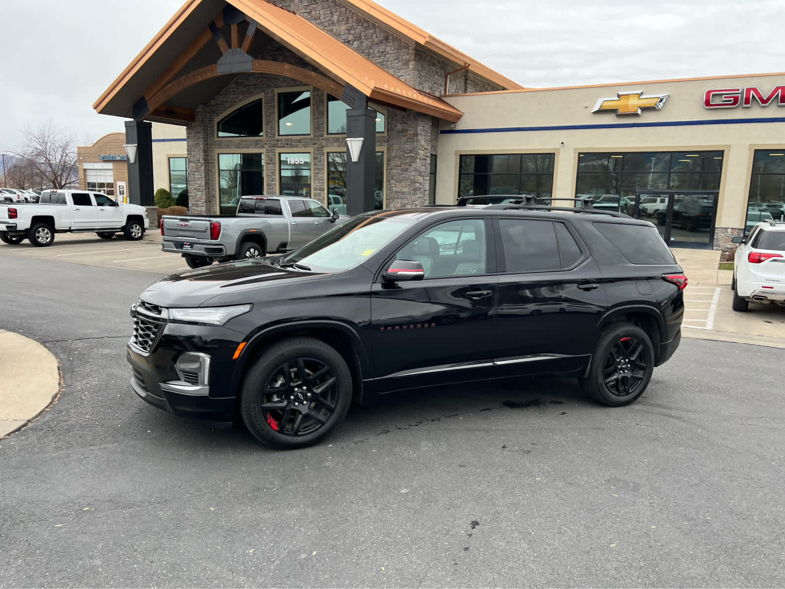 2022 Chevrolet Traverse Premier's photo