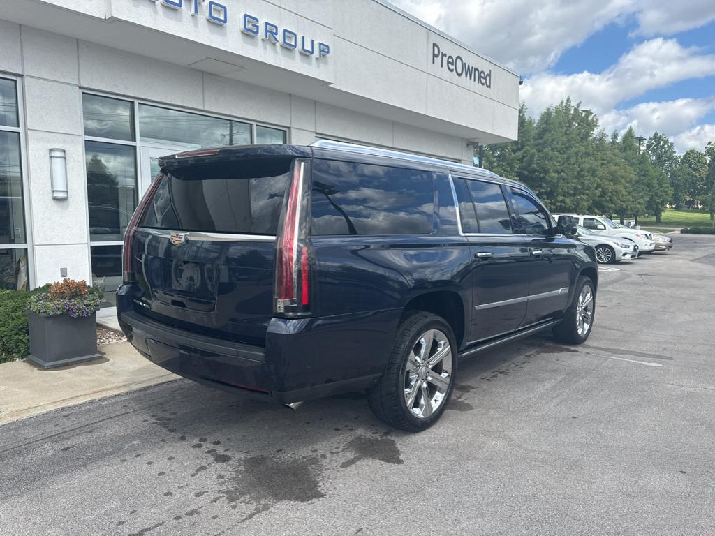 2020 Cadillac Escalade ESV Platinum photo 3