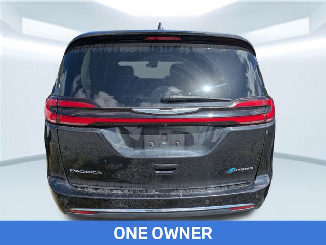 2022 Chrysler Pacifica Hybrid Touring L photo 3