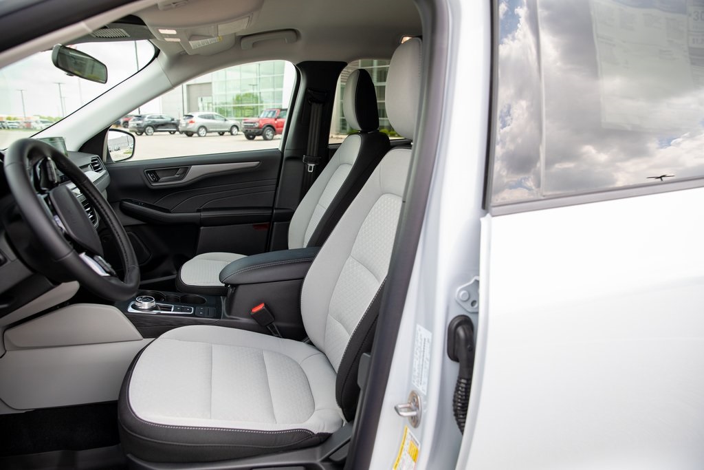2025 Ford Escape Active photo 13