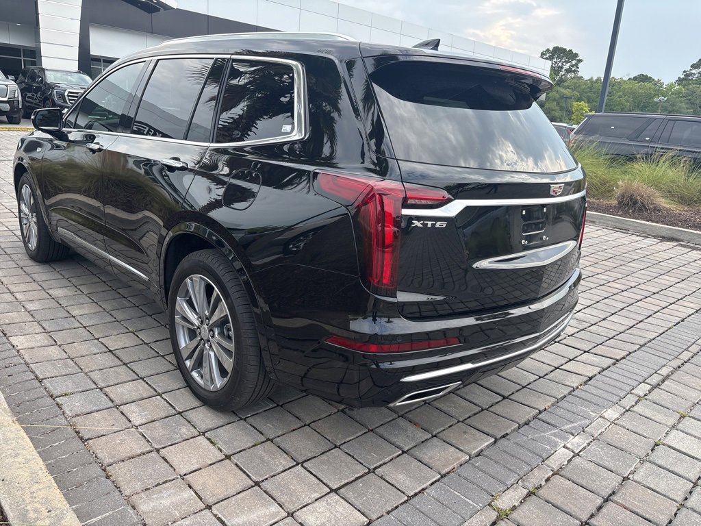 Certified Used 2024 Stellar Black Metallic Cadillac Premium Luxury image 3