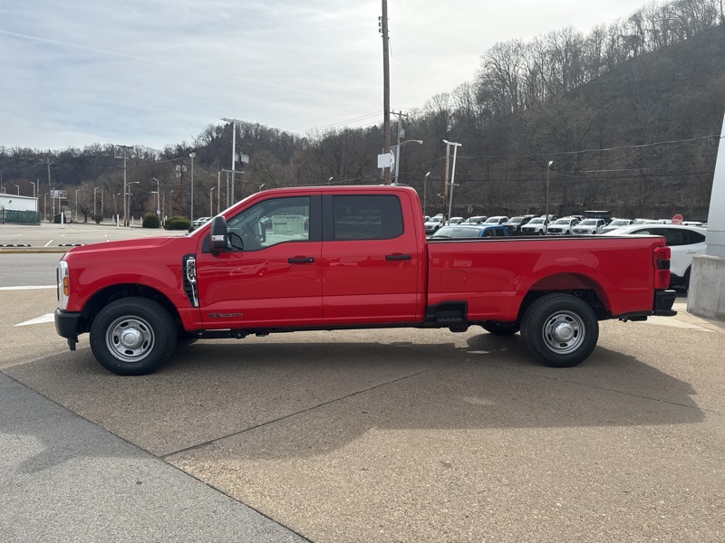 2024 Ford F-350 XL photo 4