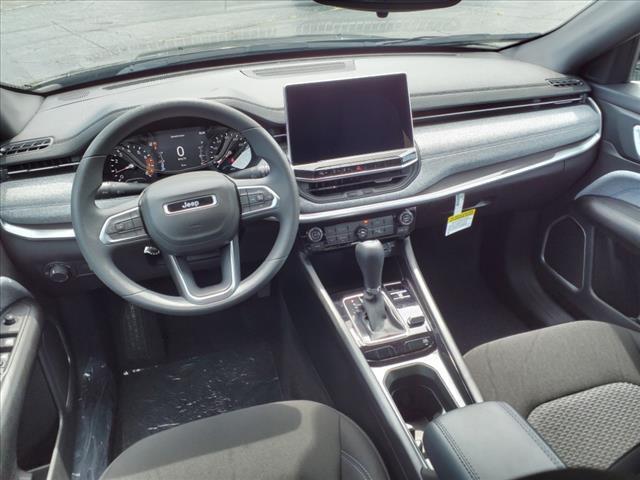 2023 Jeep Compass Sport photo 7