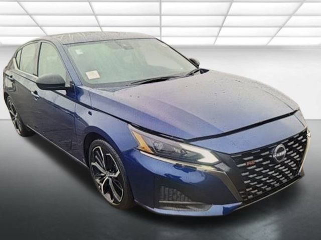 2024 Nissan Altima SR