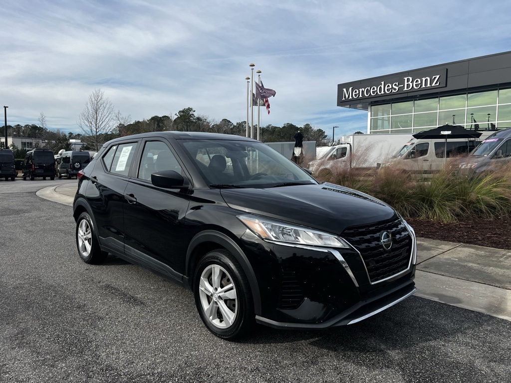 2021 Nissan Kicks S photo 14