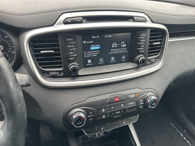 2017 Kia Sorento LX photo 9