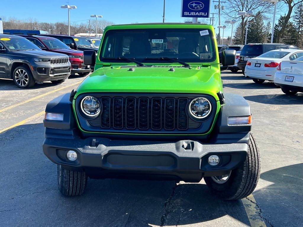 2025 Jeep Wrangler Sport S photo 3