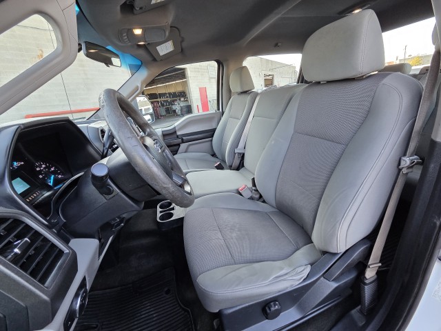 2017 Ford F-350 Platinum photo 19