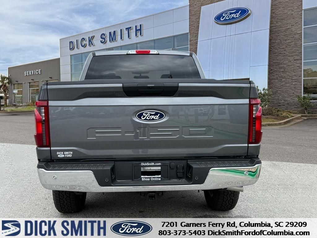 2025 Ford F-150 XLT photo 4