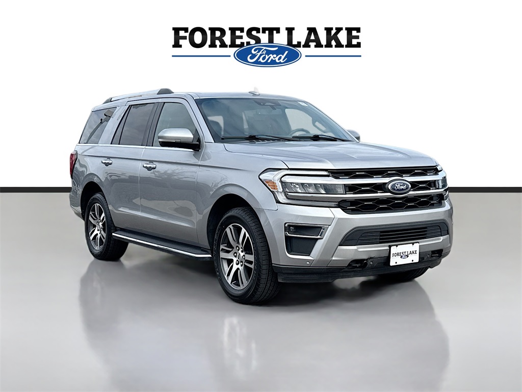 2022 Ford Expedition Limited's photo