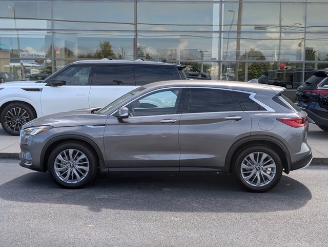 2025 Infiniti QX50 PURE photo 2