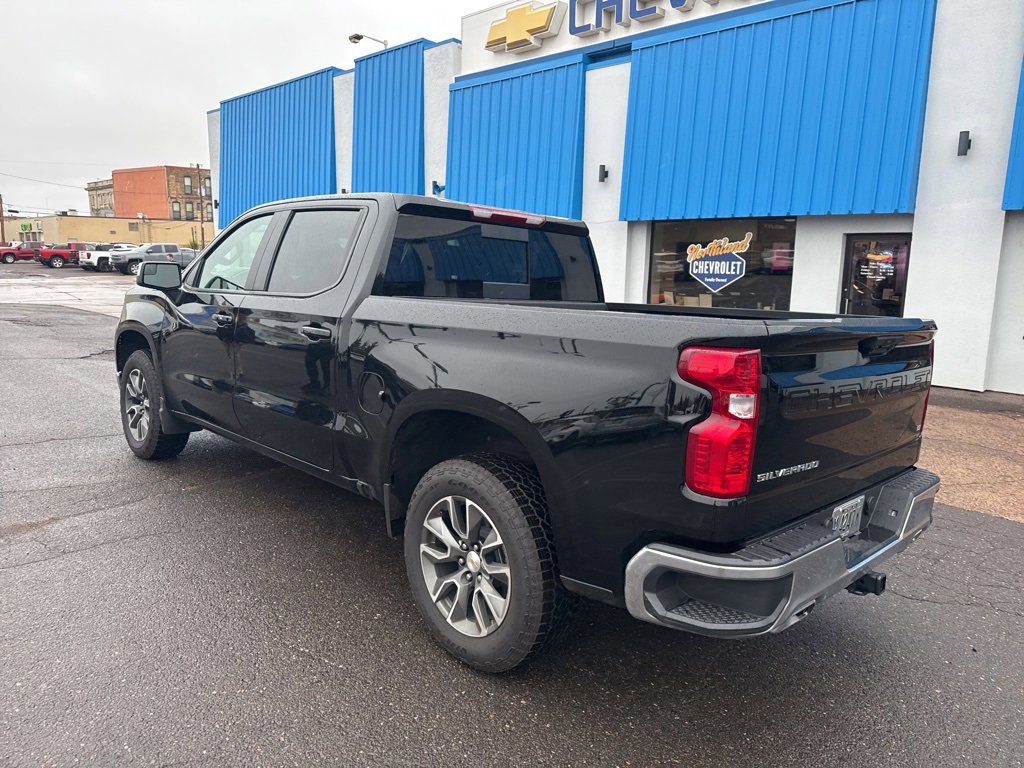 2025 Chevrolet Silverado 1500 LT photo 15