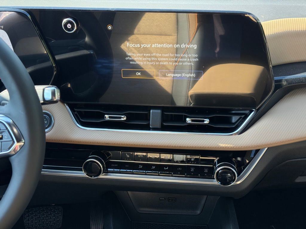 2026 Chevrolet Equinox ACTIV photo 16