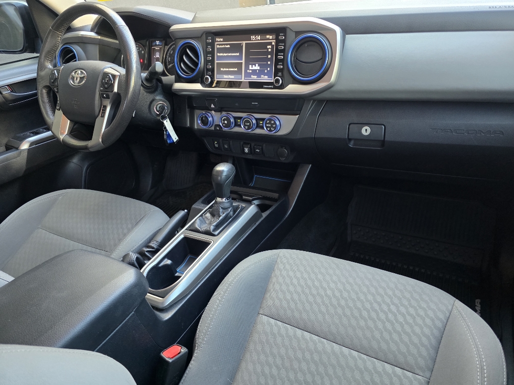 2020 Toyota Tacoma SR5 photo 25