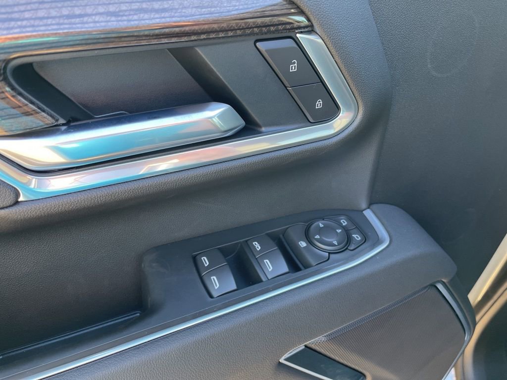 2026 Chevrolet Silverado 2500HD LT photo 4