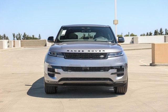 2025 Land Rover Range Rover Sport SE photo 2