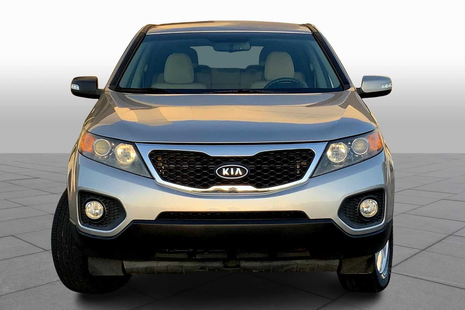 2013 Kia Sorento LX photo 3