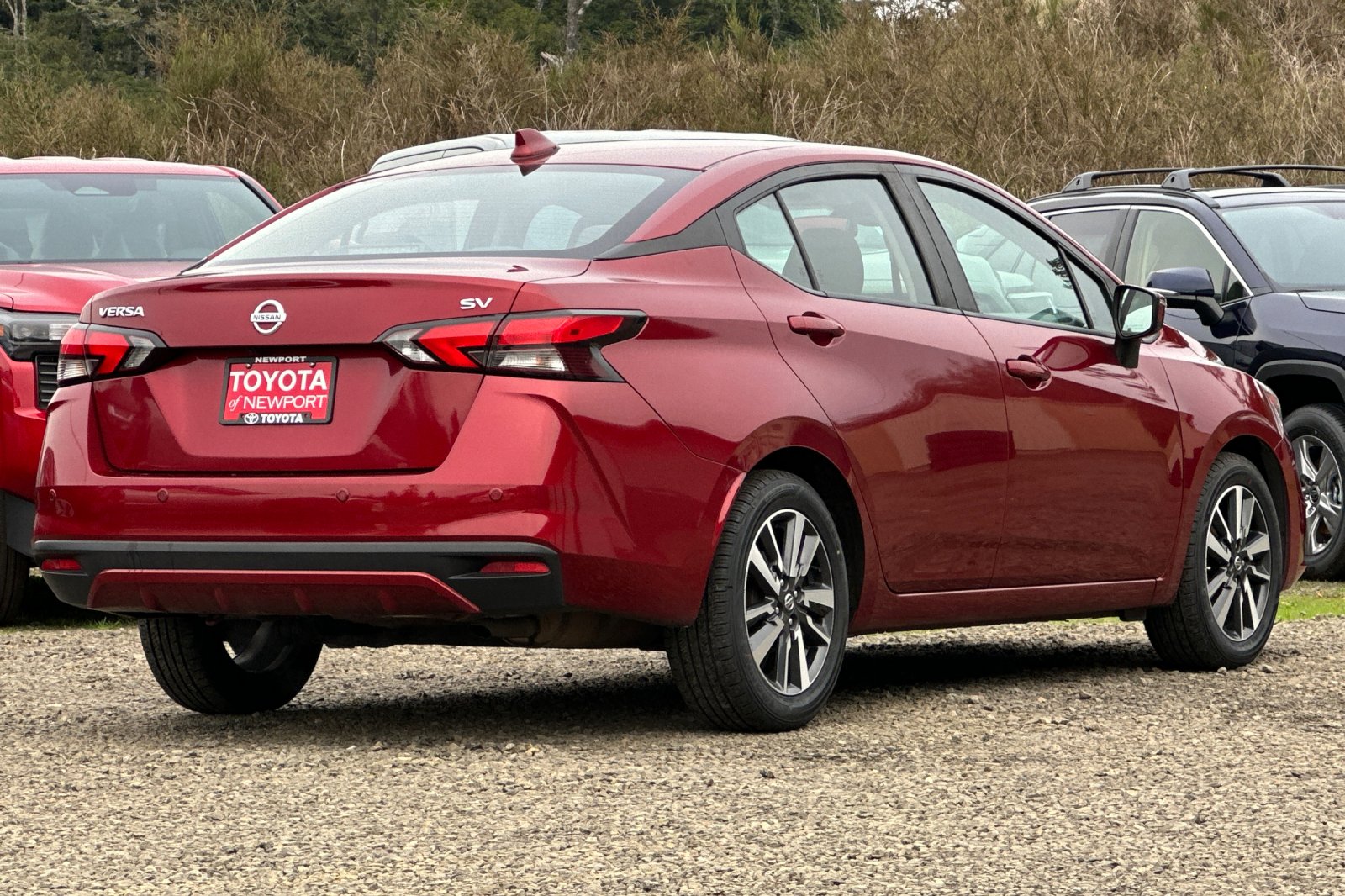 2021 Nissan Versa 1.6 SV photo 2