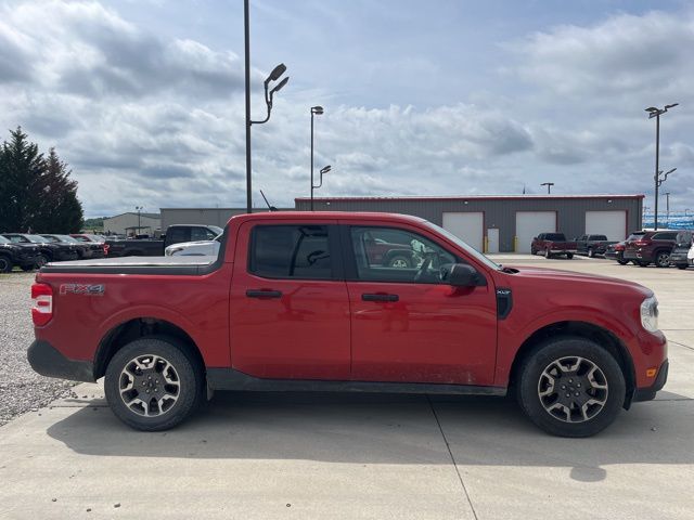 2022 Ford Maverick XLT photo 3