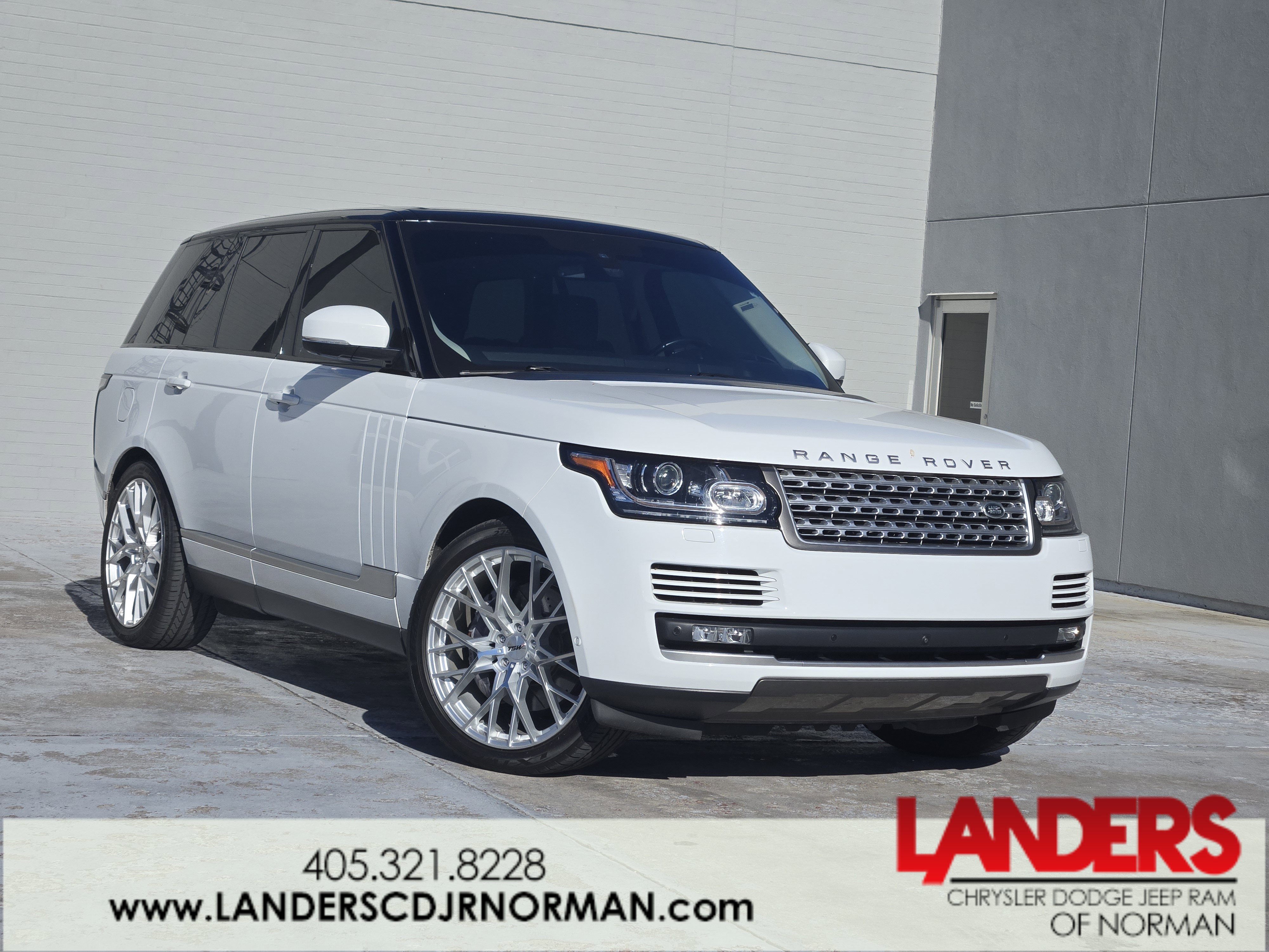 2016 Land Rover Range Rover Supercharged's photo