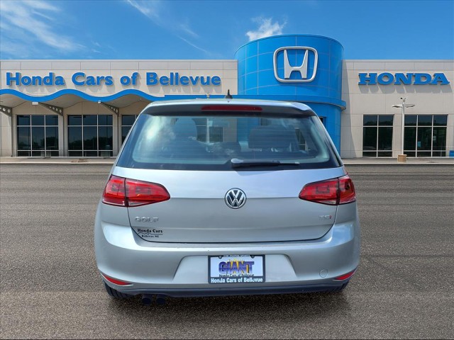 2016 Volkswagen Golf TSI S photo 4