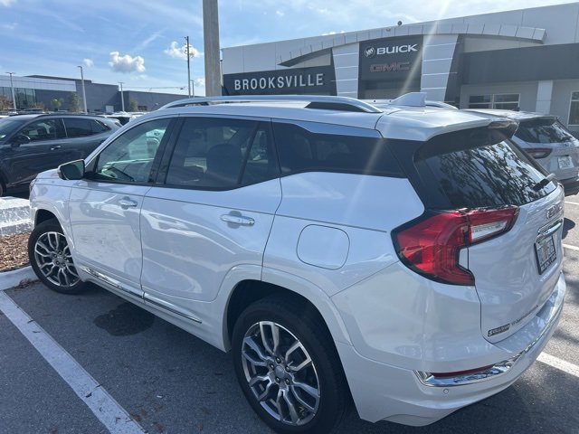 2024 GMC Terrain Denali's photo