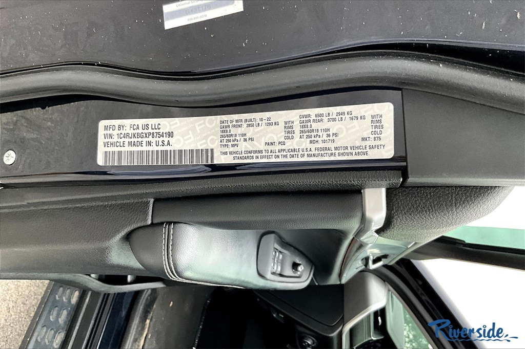 2023 Jeep Grand Cherokee Limited photo 7