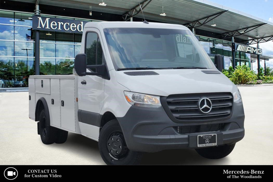 2024 Mercedes-Benz Sprinter Cab Chassis Base's photo