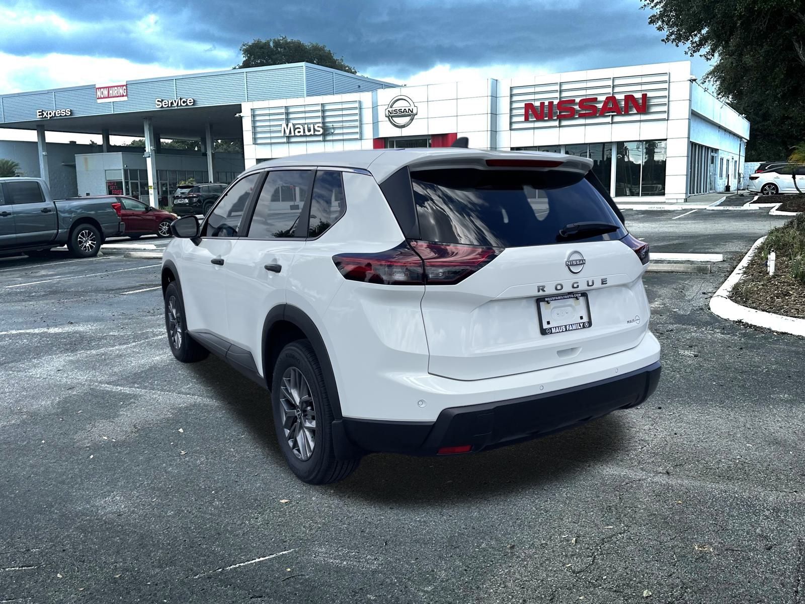 2026 Nissan Rogue S photo 4