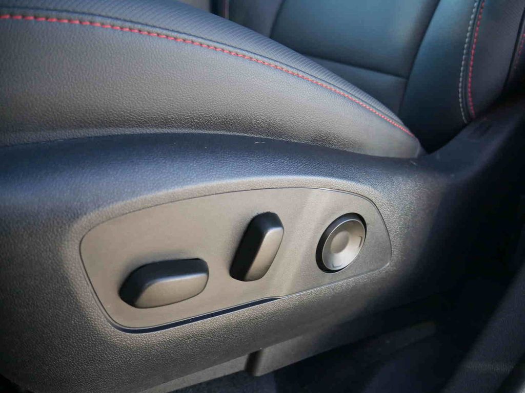 2024 Chevrolet Traverse Z71 photo 32