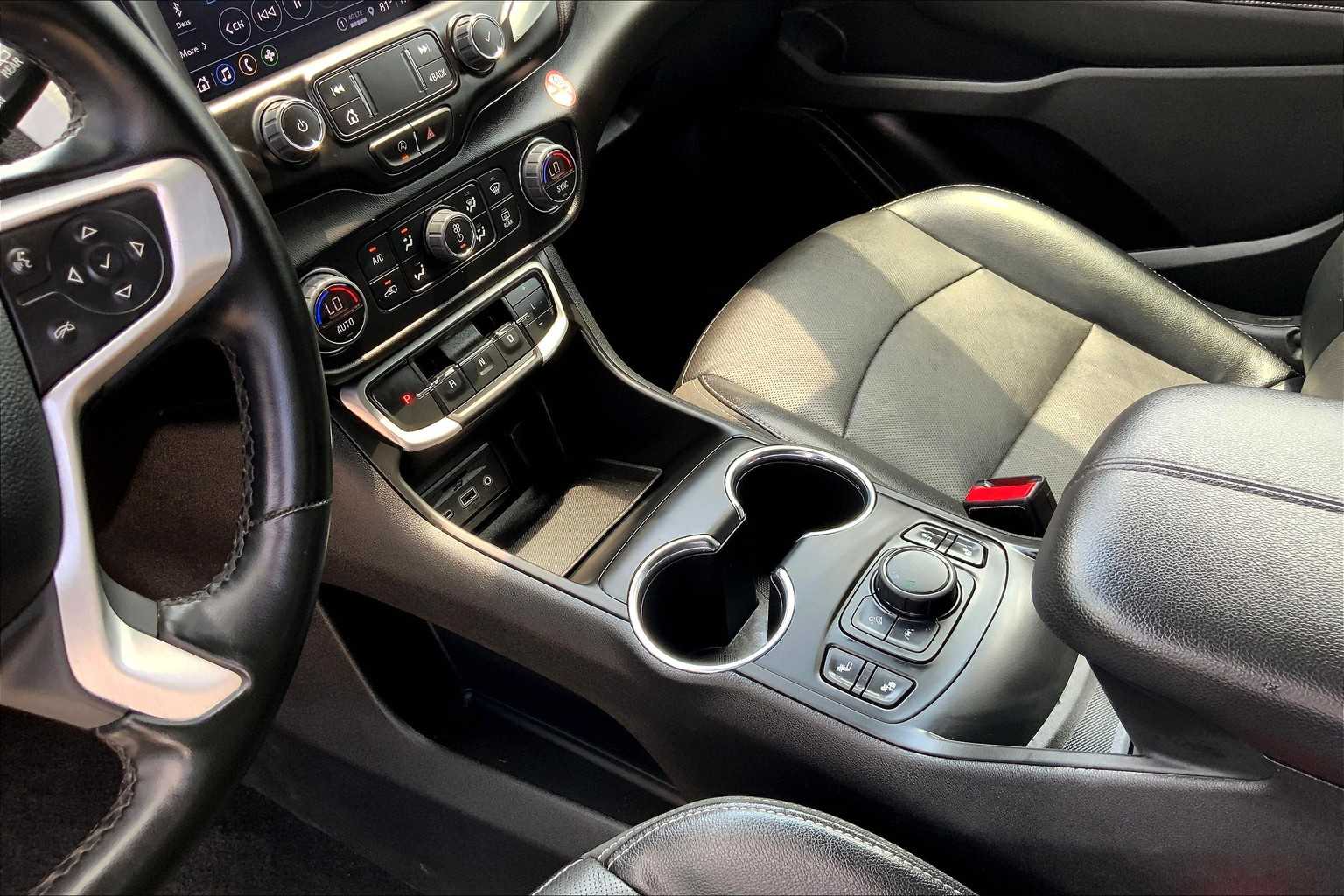 2023 Gmc Terrain SLT photo 14