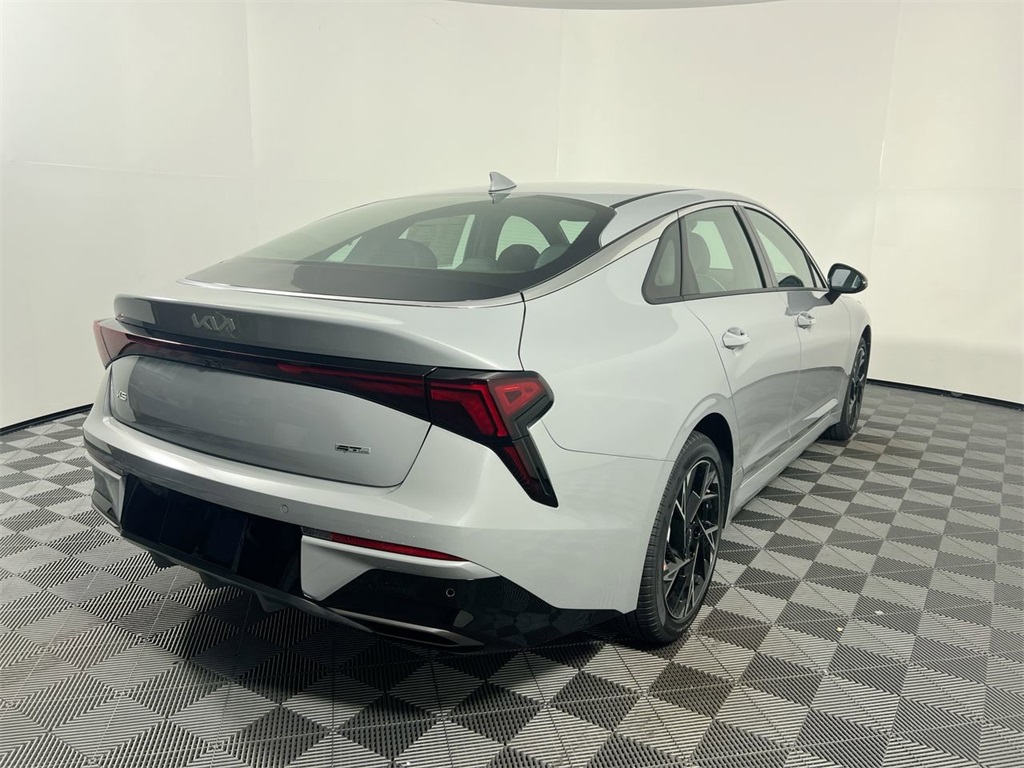 2026 Kia K5 GT-Line photo 3
