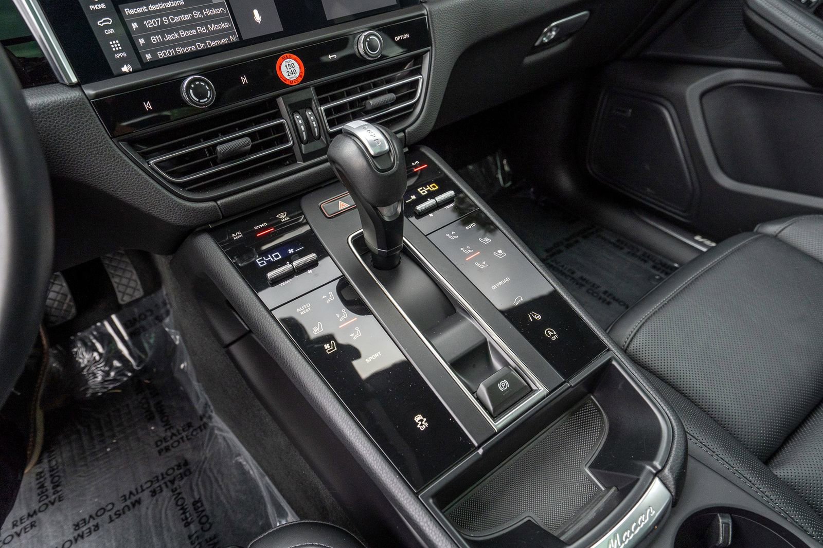 2024 Porsche Macan Base photo 29
