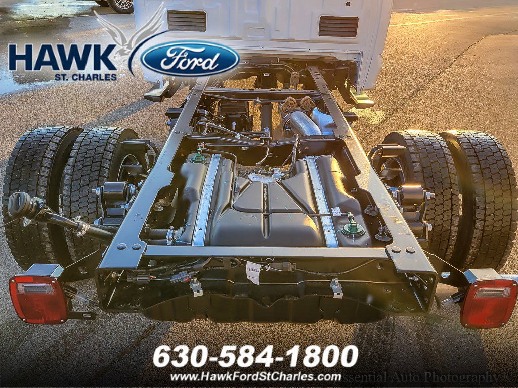 2026 FORD F-450 - Image 13